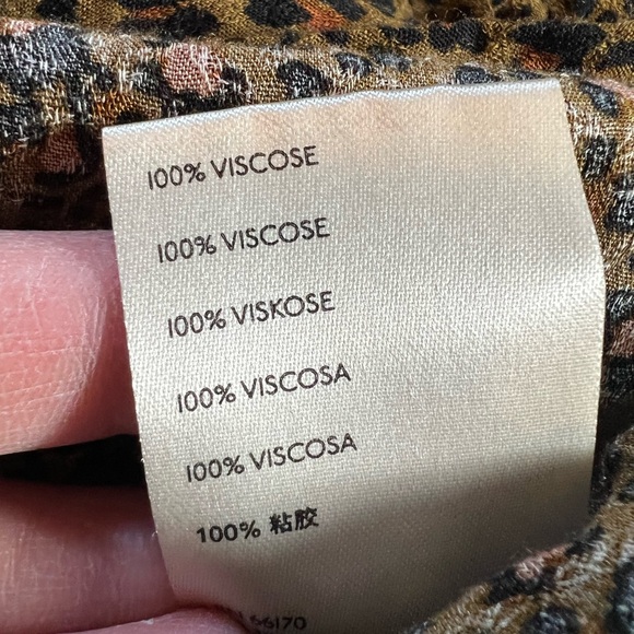 FREE PEOPLE Celia Leopard Top Blouse Lightweight Baggy Mobwife‎ Feminine Tie S - Picture 8 of 8